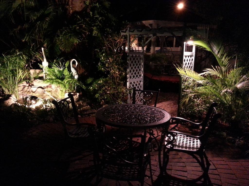 Duval House Bed and Breakfast Key West Buitenkant foto