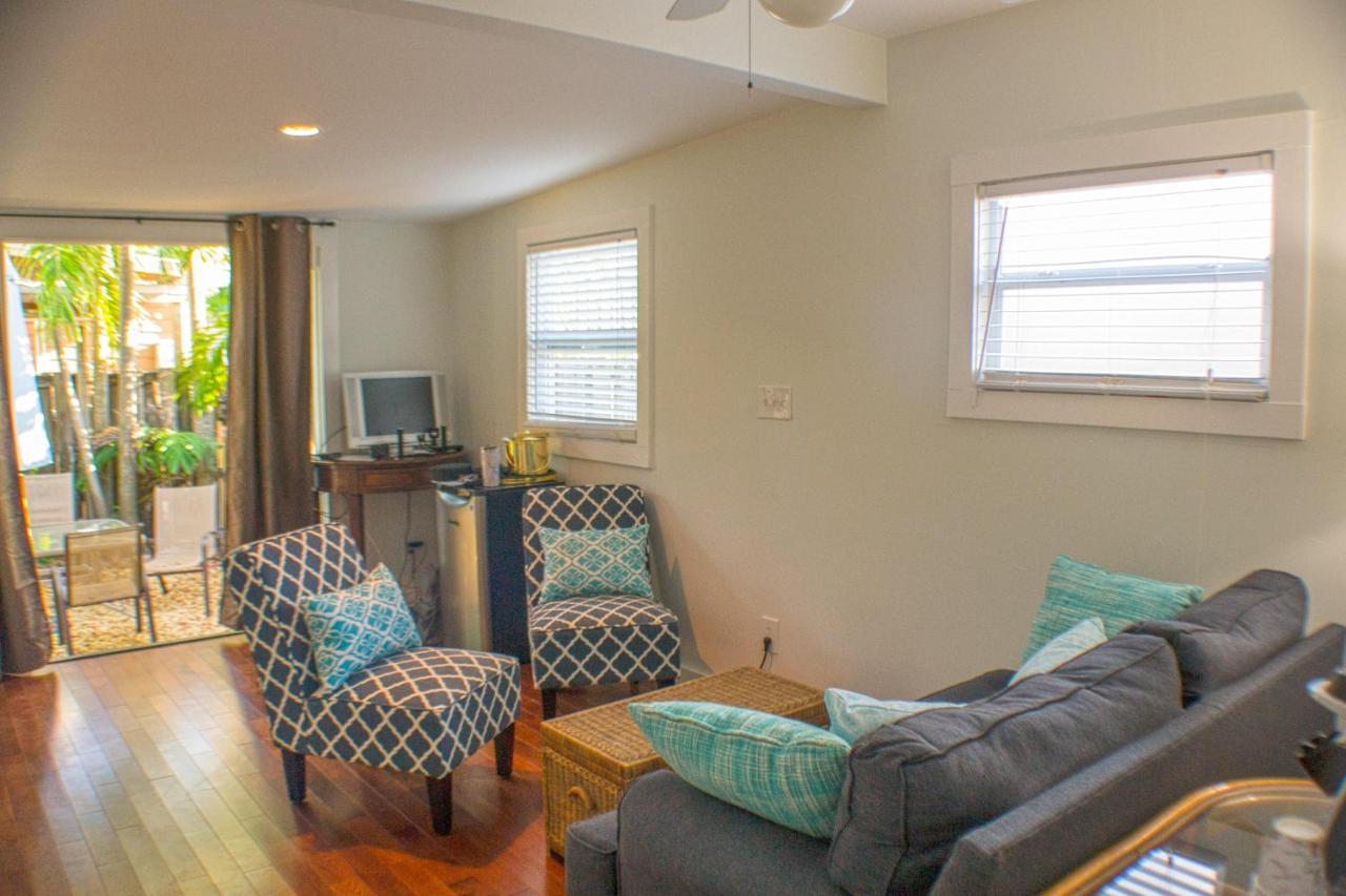 Duval House Bed and Breakfast Key West Buitenkant foto