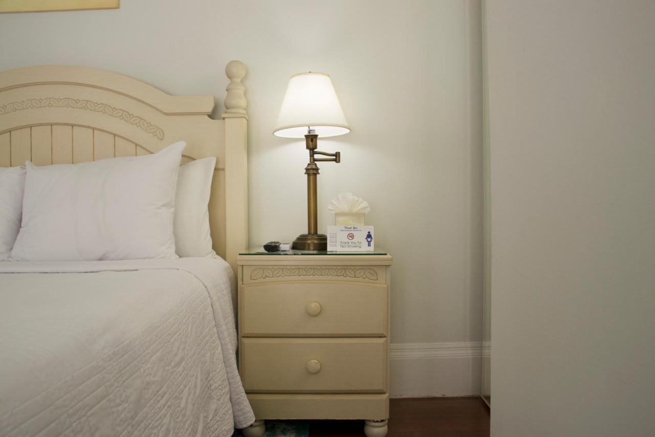 Duval House Bed and Breakfast Key West Buitenkant foto
